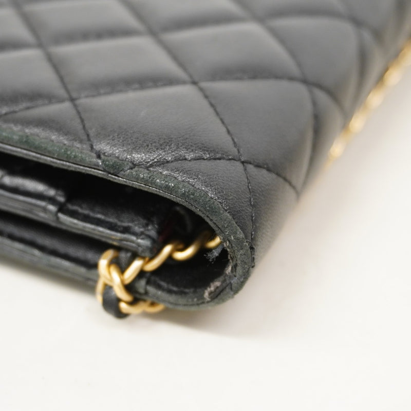 【6fa0621-k】シャネル ショルダーウォレット マトラッセ チェーンショルダー ラムスキン ブラック ゴールド金具【中古】レディース