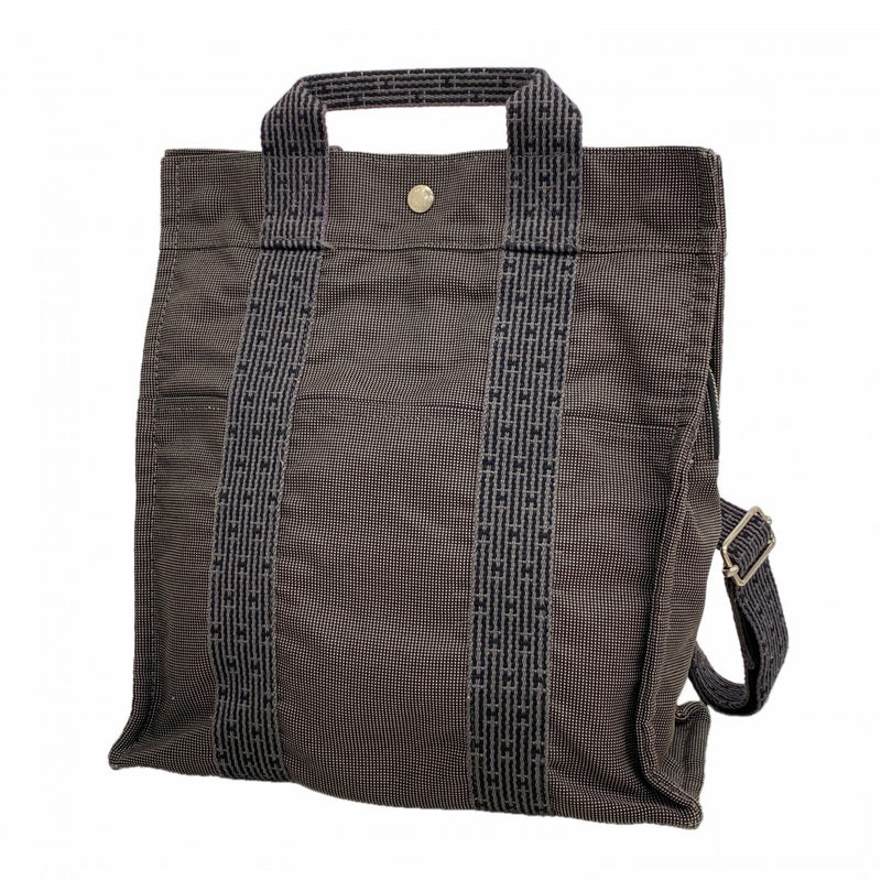【6fa0631-k】エルメス リュック・デイパック エールラインアドMM キャンバス グレー シルバー金具【中古】メンズ レディース ユニセックス