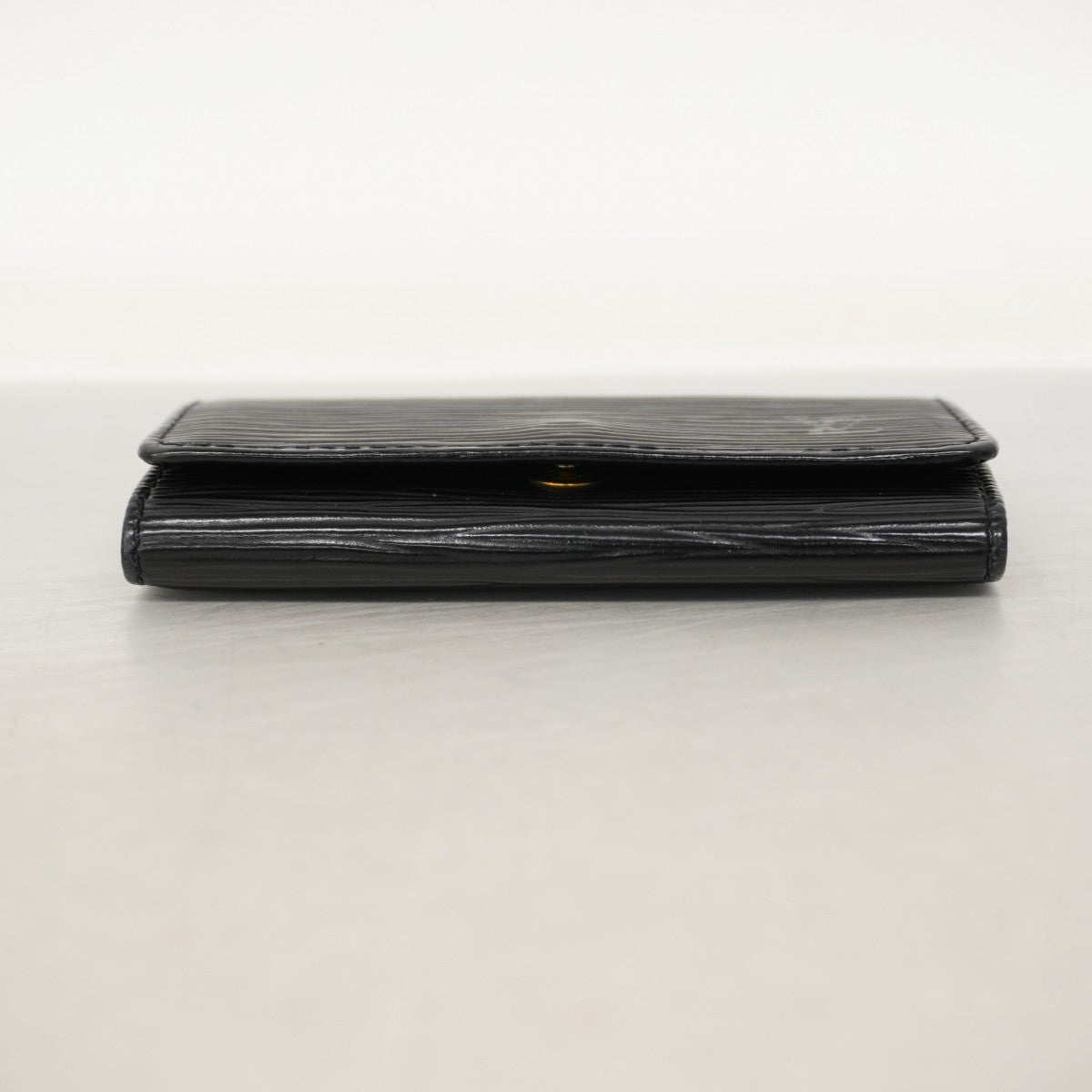 【6fa0646-k】ルイヴィトン キーケース エピ ミュルティクレ4 M63822 ノワール【中古】メンズ レディース ユニセックス