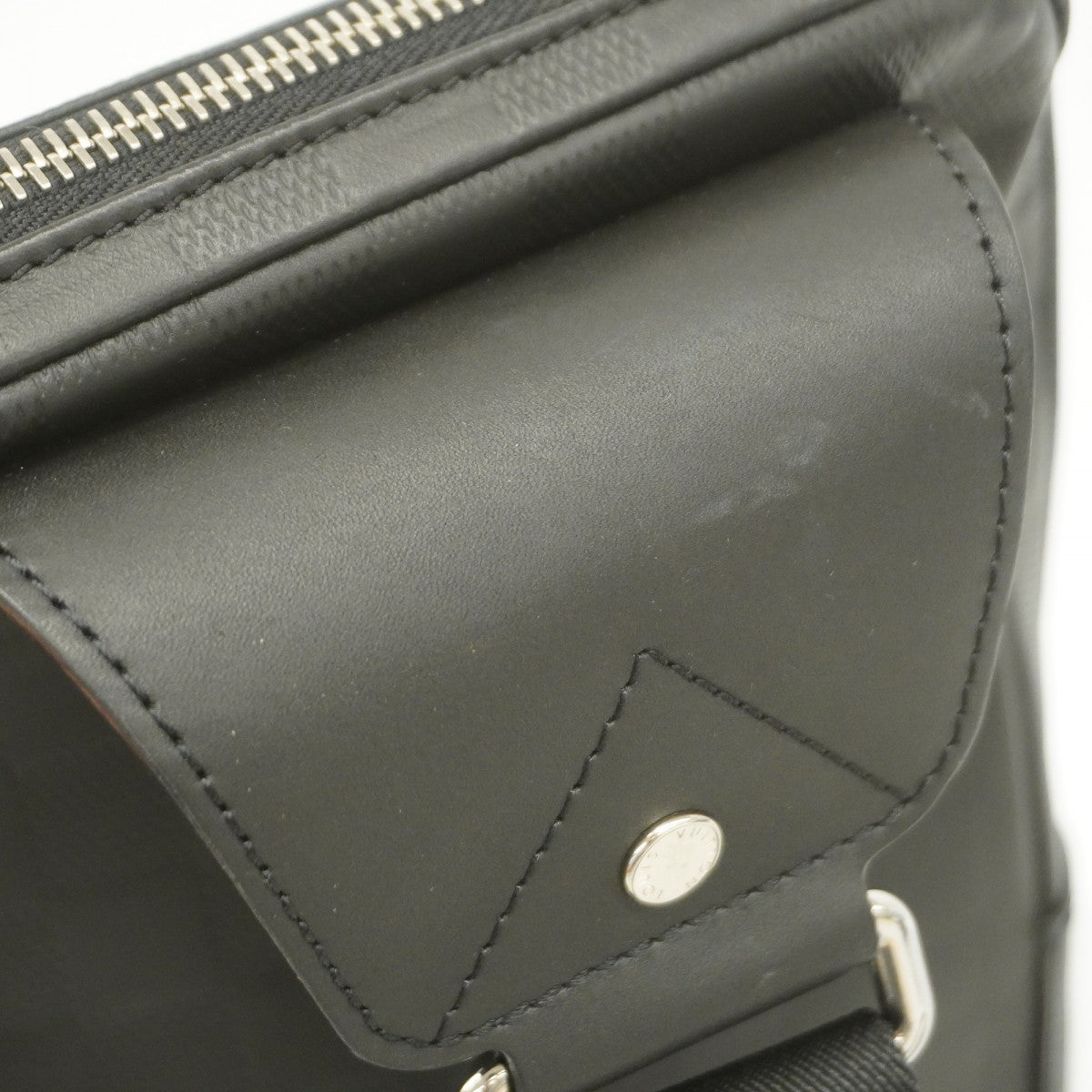【6fa0663】ルイヴィトン ショルダーバッグ ダミエ・アンフィニ アヴェニュースリングバッグ N41720 オニキス【中古】レディース