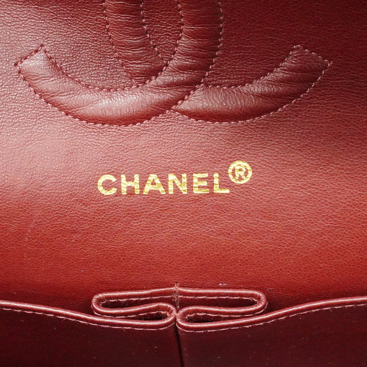 【6fa0738】シャネル ショルダーバッグ マトラッセ Wフラップ Wチェーン ラムスキン ブラック ゴールド金具【中古】レディース