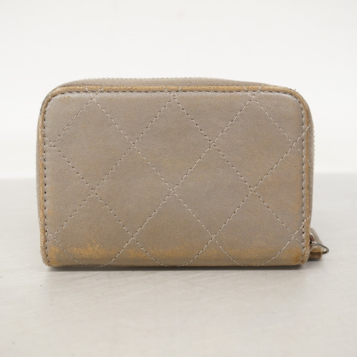 【6fa0761】シャネル コインケース マトラッセ ラムスキン グレー シルバー金具【中古】レディース