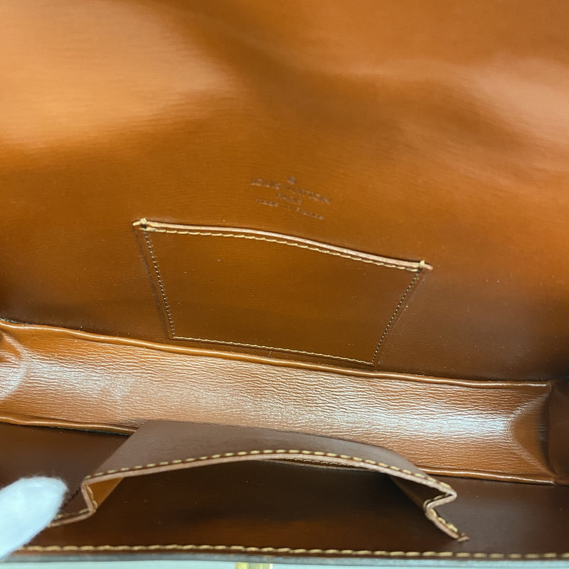【6fa0804】ルイヴィトン ショルダーバッグ エピ プレブール M52563 ケニアブラウン【中古】レディース