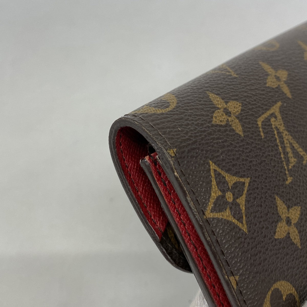 【6fa0832】ルイヴィトン 長財布 モノグラム ポルトフォイユエミリー M60136 ルージュ【中古】レディース
