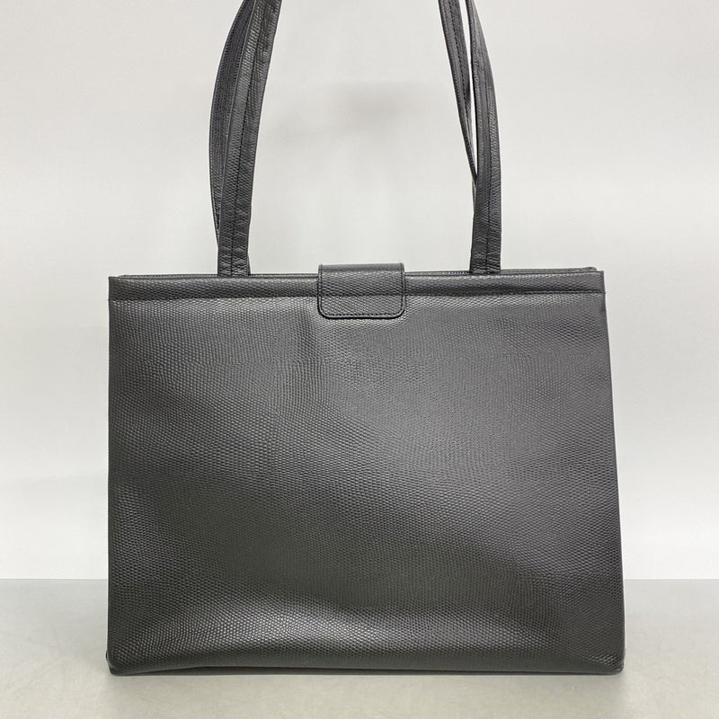 【6fa0843】サルヴァトーレフェラガモ ショルダーバッグ ヴァラ レザー ブラック ゴールド金具【中古】レディース