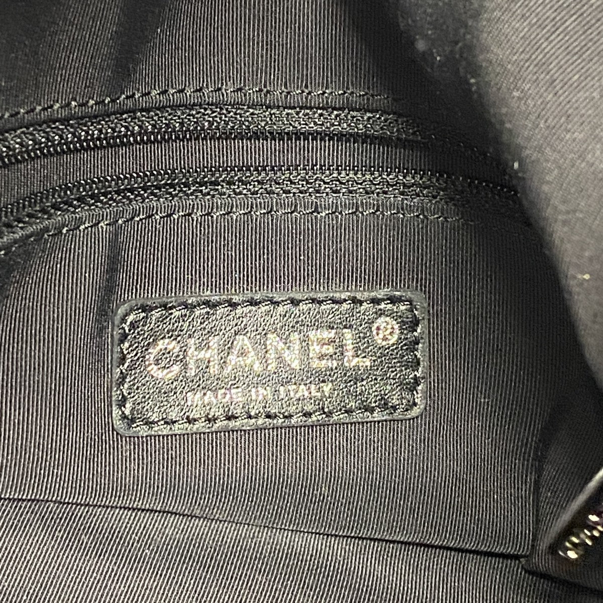 【6fa0907】シャネル ショルダーバッグ アンリミテッド レザー ブラック シルバー金具【中古】レディース