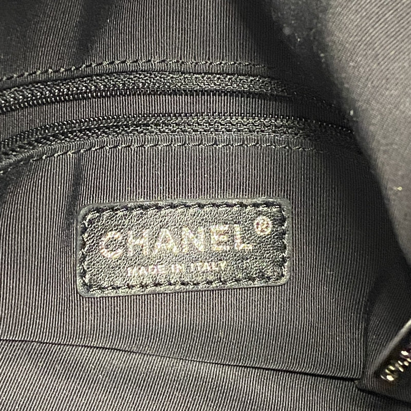 【6fa0907】シャネル ショルダーバッグ アンリミテッド レザー ブラック シルバー金具【中古】レディース
