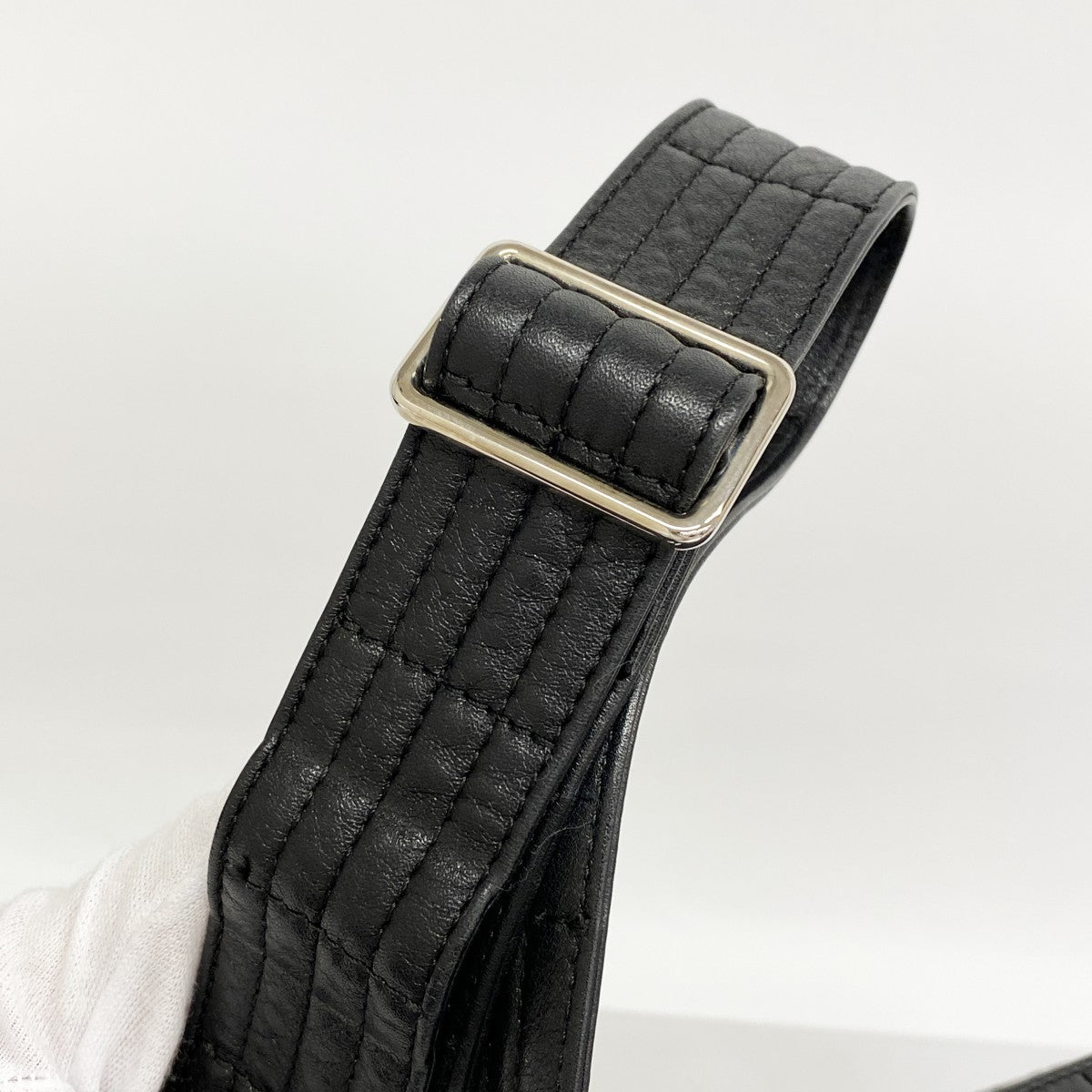 【6fa0907】シャネル ショルダーバッグ アンリミテッド レザー ブラック シルバー金具【中古】レディース