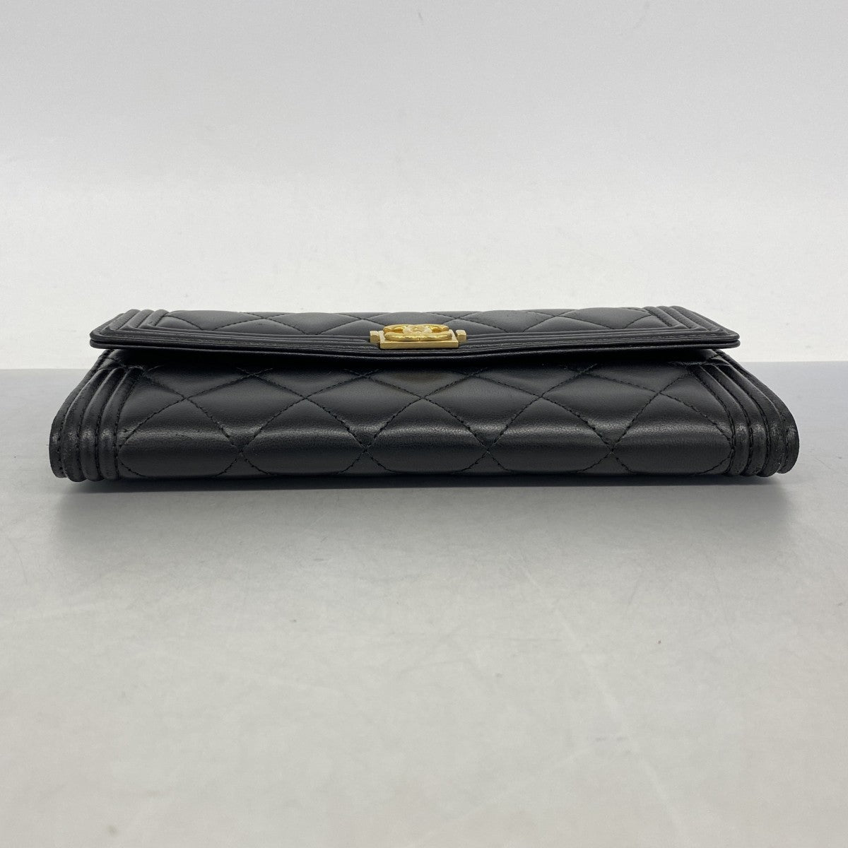 【6fa0933】シャネル 長財布 ボーイシャネル ラムスキン ブラック ゴールド金具【中古】レディース