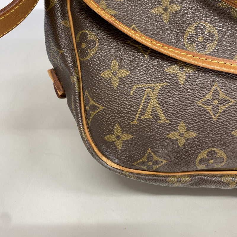【6fa0942】ルイヴィトン ショルダーバッグ モノグラム ソミュール35 M42254 ブラウン【中古】レディース