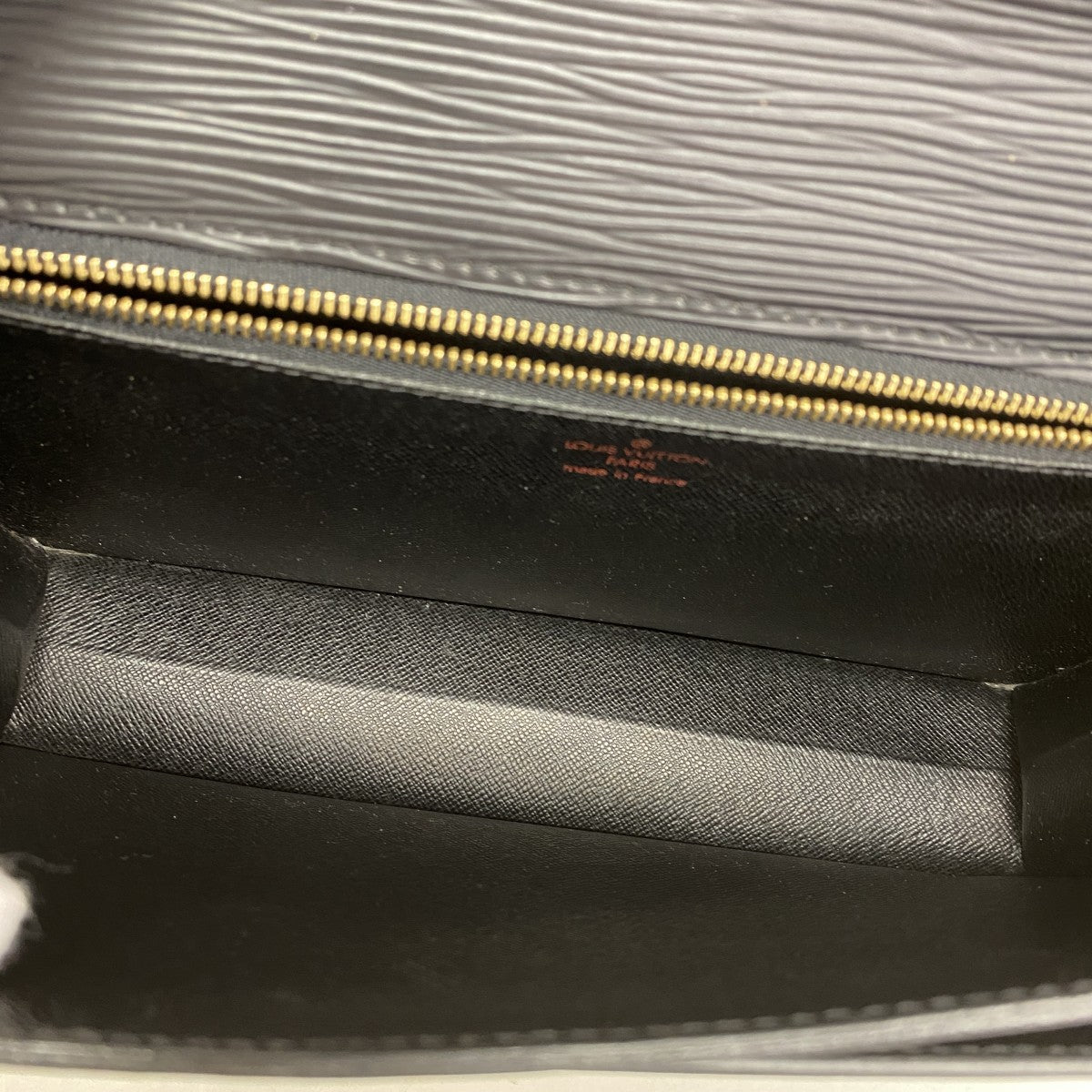 【6fa0943】ルイヴィトン クラッチバッグ エピ ポシェットセリエドラゴンヌ M52762 ノワール【中古】メンズ