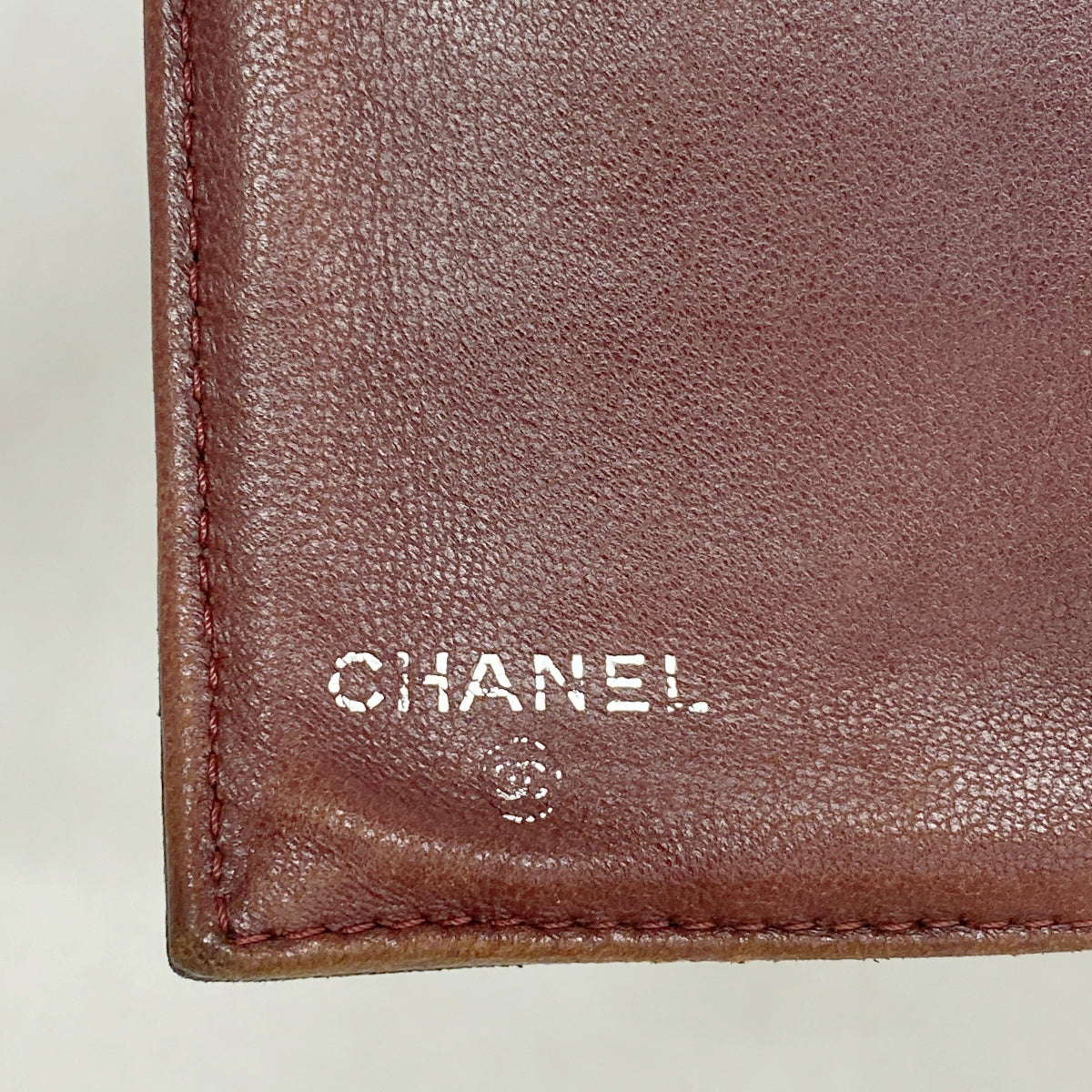 【6fa0974】シャネル 三つ折り長財布 マトラッセ ラムスキン ブラック シルバー金具【中古】レディース