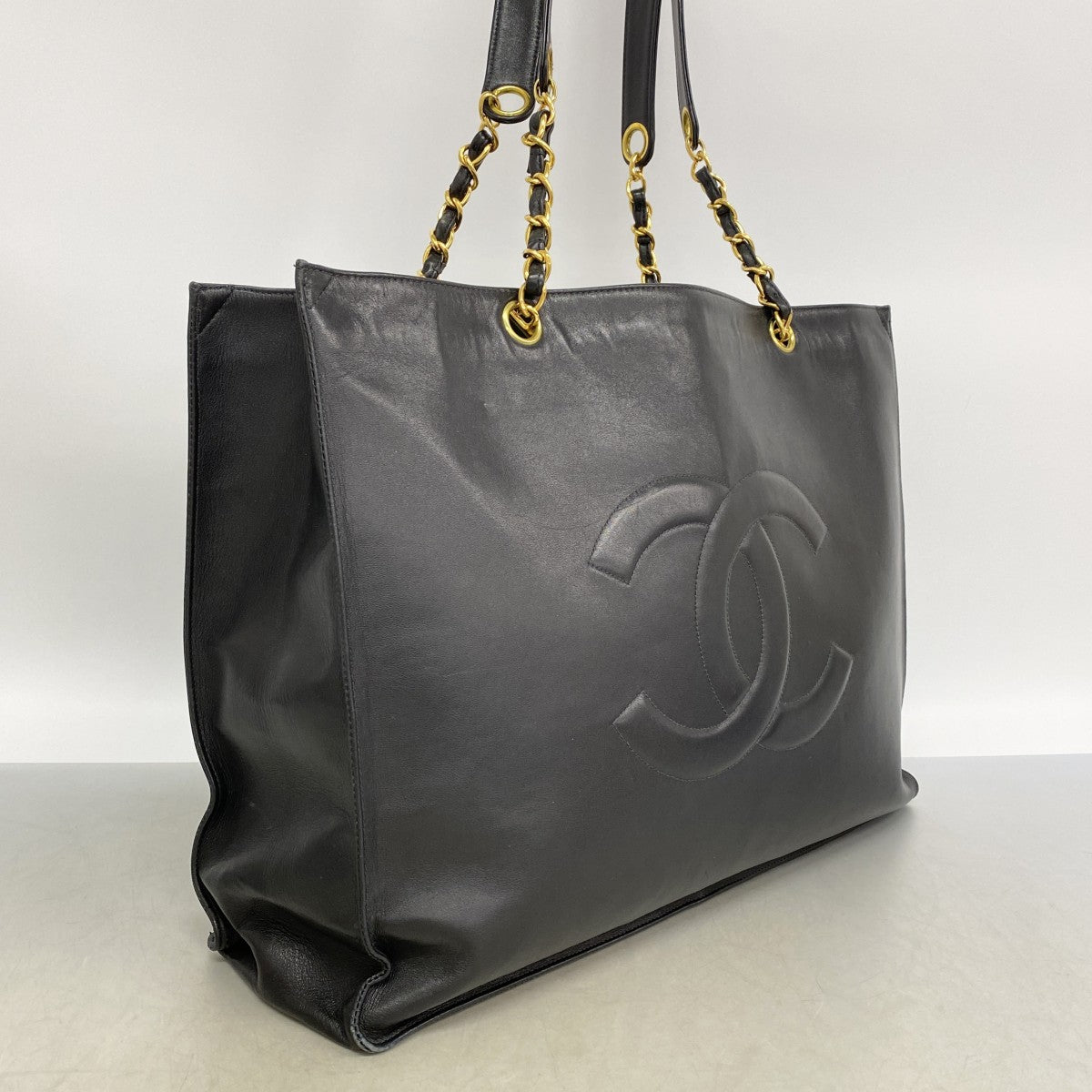 【6fa0989-k】シャネル トートバッグ ラムスキン ブラック ゴールド金具【中古】レディース