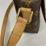 【6fa0997】ルイヴィトン ショルダーバッグ モノグラム サンクルーGM M51242 ブラウン【中古】レディース