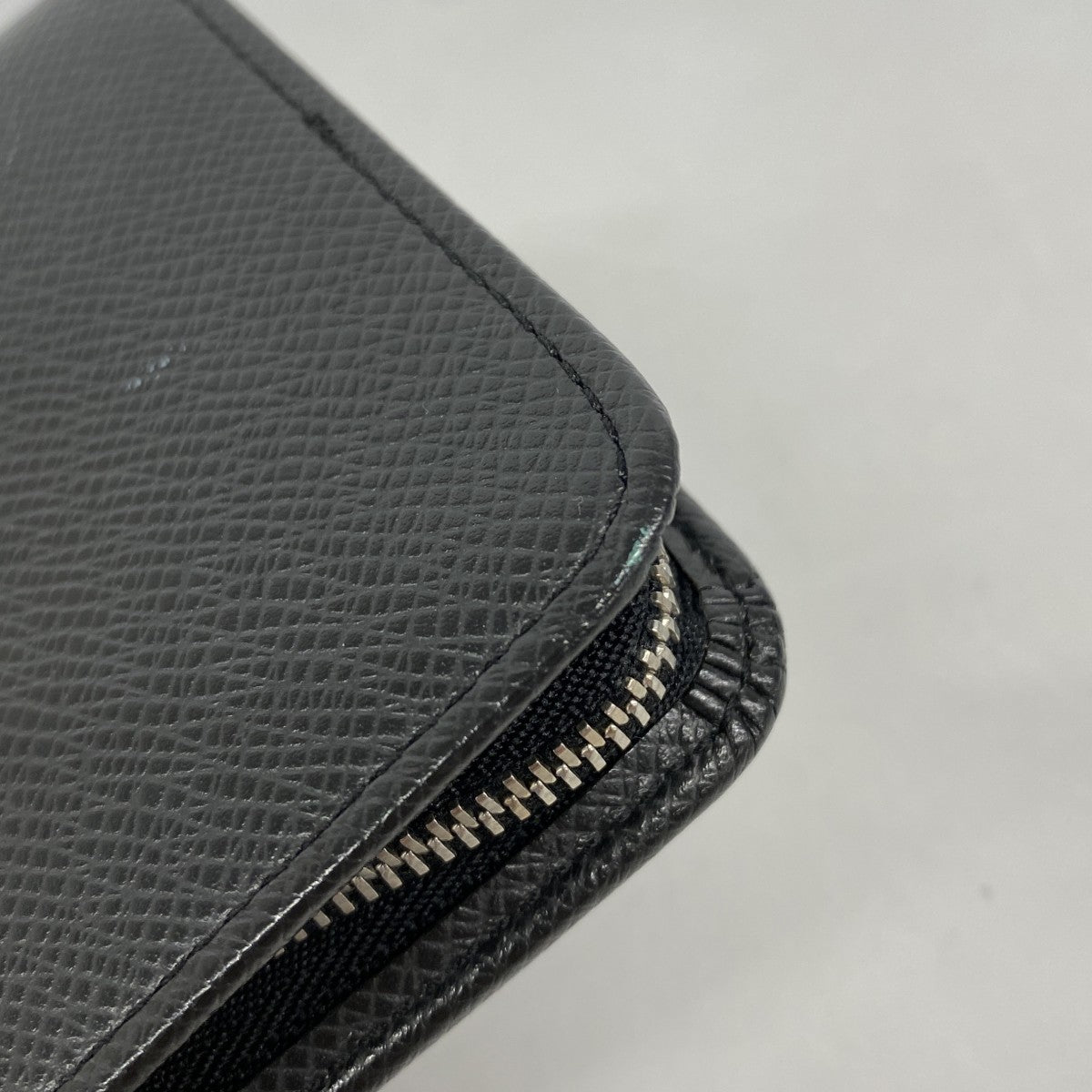 【6fa0999】ルイヴィトン 財布 タイガ ポルトビエモネジップ M30672 アルドワーズ【中古】メンズ