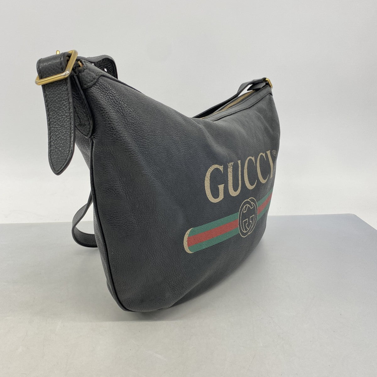 【6fa1008-k】グッチ ショルダーバッグ 523588 レザー ブラック ゴールド金具【中古】レディース