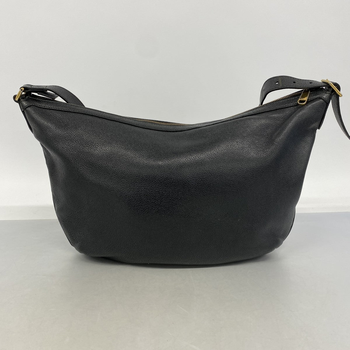 【6fa1008-k】グッチ ショルダーバッグ 523588 レザー ブラック ゴールド金具【中古】レディース