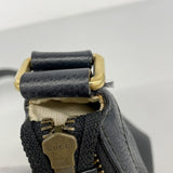 【6fa1008-k】グッチ ショルダーバッグ 523588 レザー ブラック ゴールド金具【中古】レディース