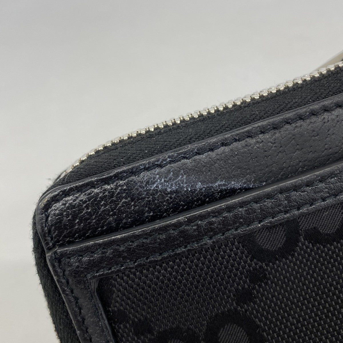 【6fa1010-k】グッチ 財布 ジャンボGG 657587 キャンバス ブラック シルバー金具【中古】レディース