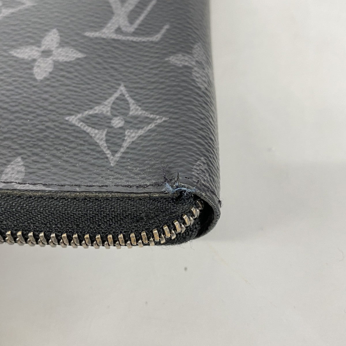 【6fa1011-k】ルイヴィトン 長財布 モノグラム・エクリプス ジッピーウォレットヴェルティカル M62295 ブラック【中古】メンズ