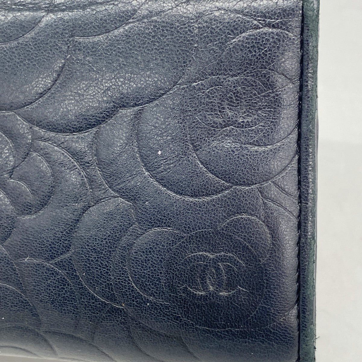 【6fa1014】シャネル 長財布 カメリア ラムスキン ブラック シルバー金具【中古】レディース