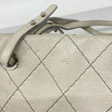 【6fa1024-k】シャネル トートバッグ オンザローズ レザー グレー シルバー金具【中古】レディース