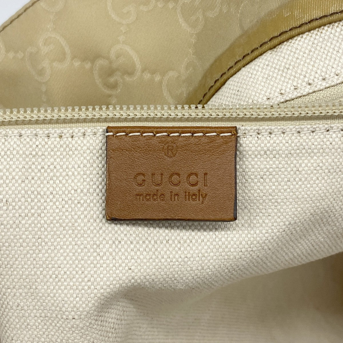 【6fa1027-k】グッチ トートバッグ GGナイロン 286198 ナイロン ベージュ シルバー金具【中古】レディース