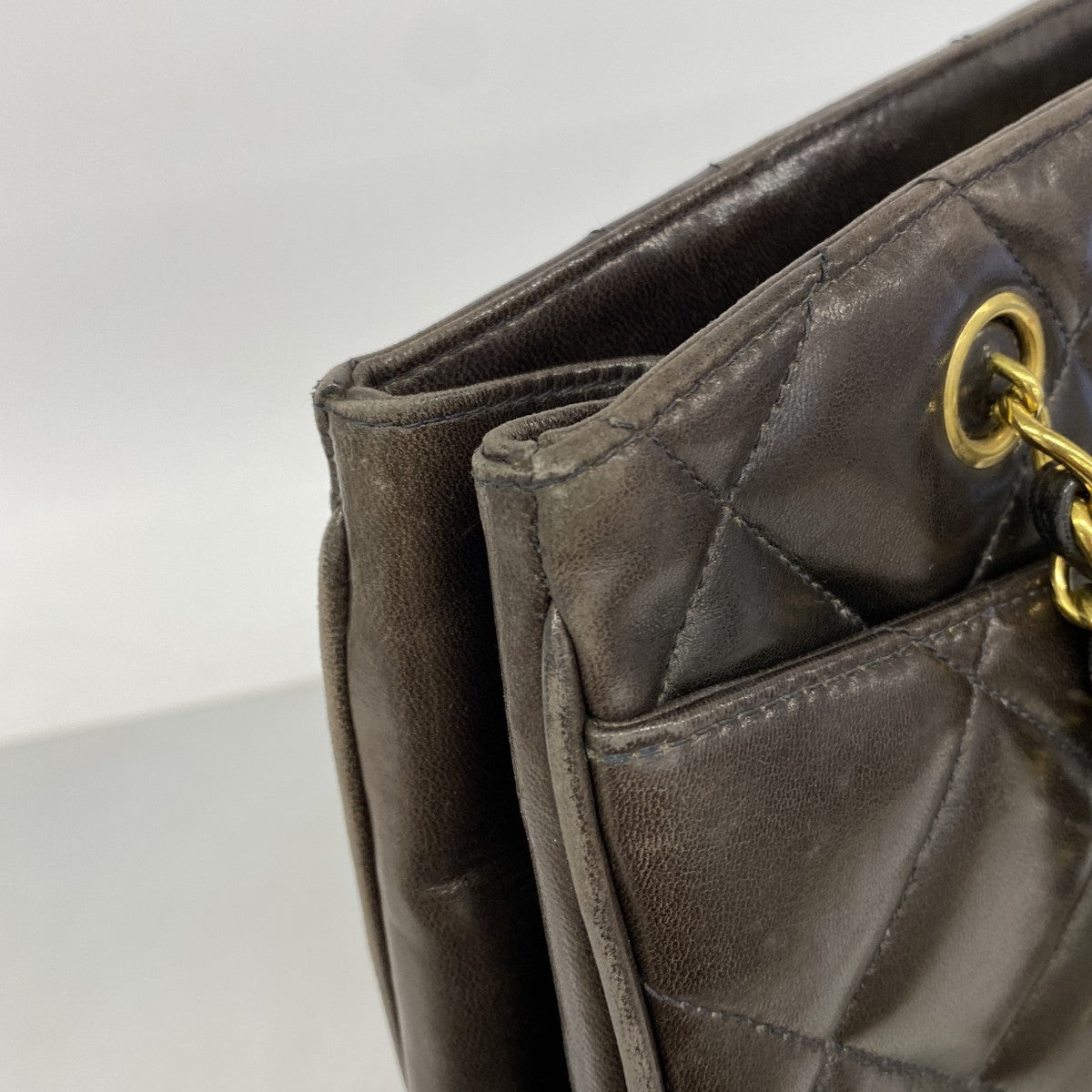 【6fa1043-k】シャネル チェーントート マトラッセ ラムスキン ブラック ゴールド金具【中古】レディース