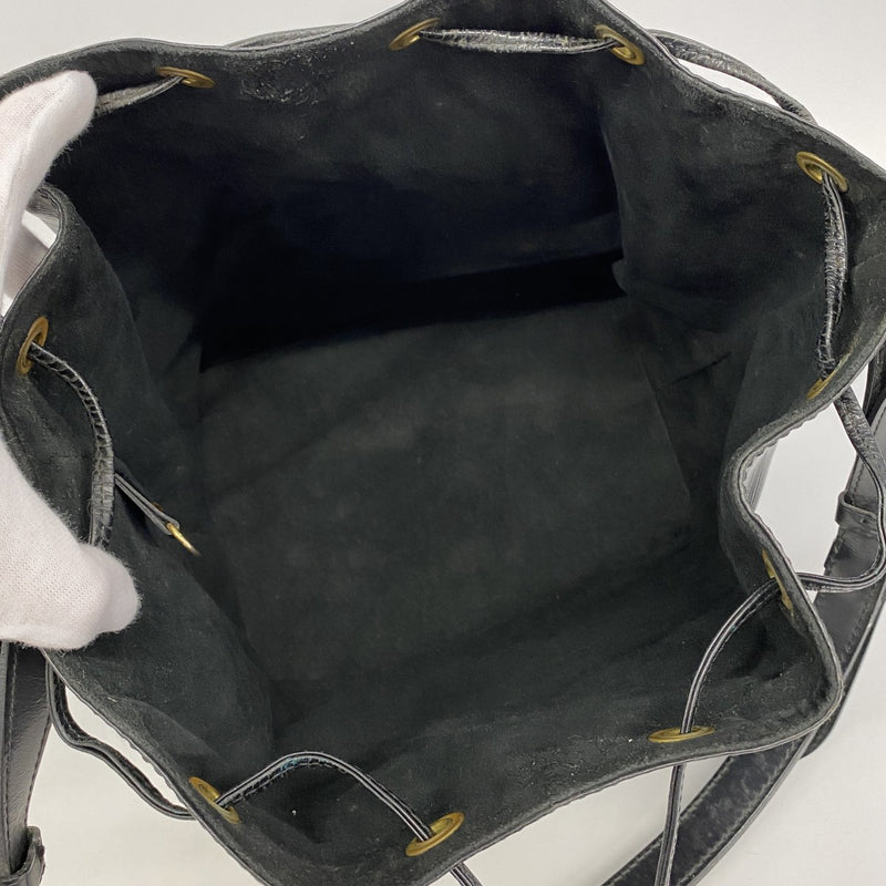 【6fa1044-k】ルイヴィトン ショルダーバッグ エピ プチノエ M59012 ノワール【中古】レディース