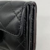 【6fa1047-k】シャネル 三つ折り財布 マトラッセ ラムスキン ブラック シャンパンゴールド金具【中古】レディース