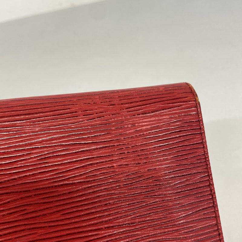 【6fa1051-k】ルイヴィトン 長財布 エピ ポシェットポルトモネクレディ M63577 カスティリアンレッド【中古】レディース