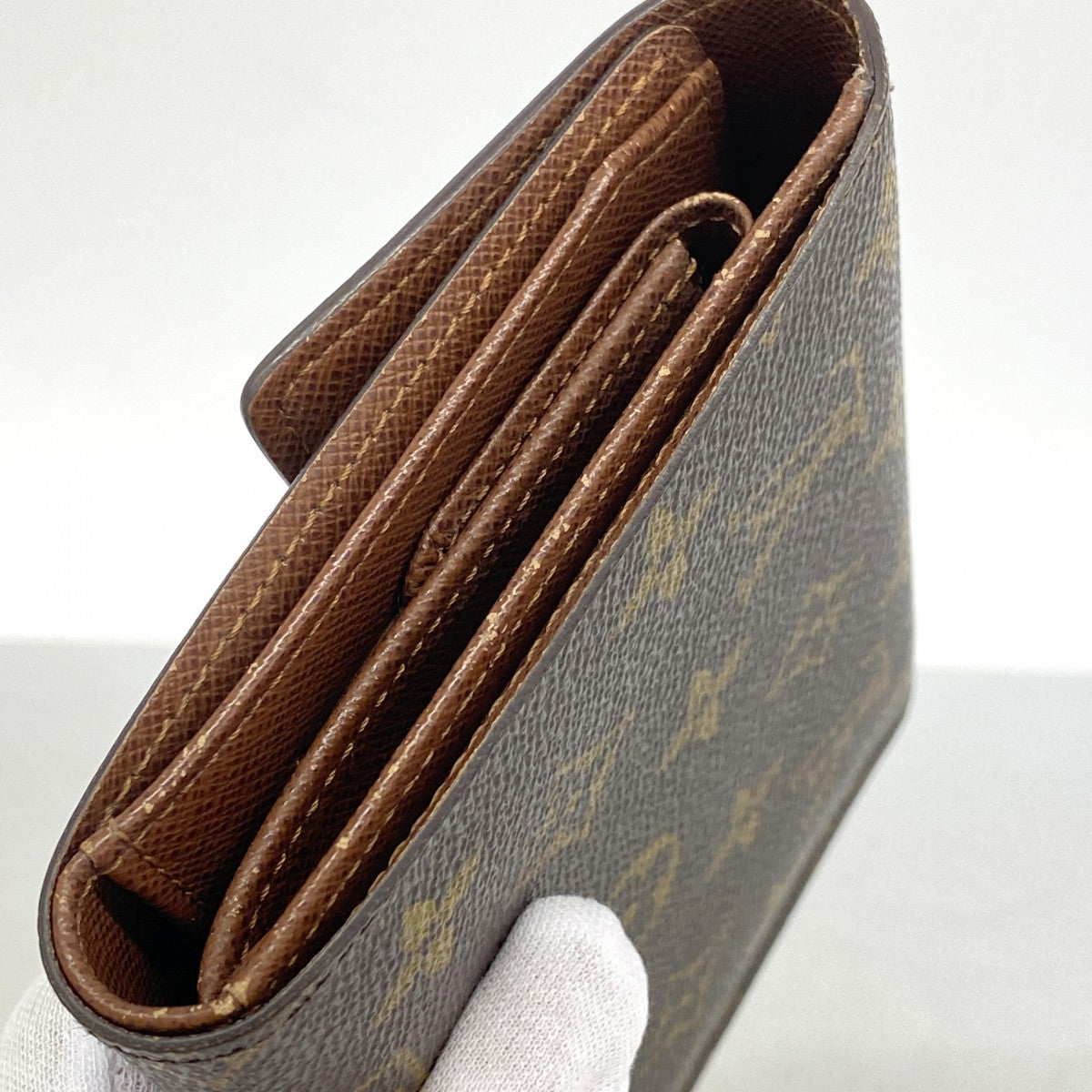 【6fa1130】ルイヴィトン 三つ折り財布 モノグラム ポルトトレゾールエテュイパピエ M61202 ブラウン【中古】レディース