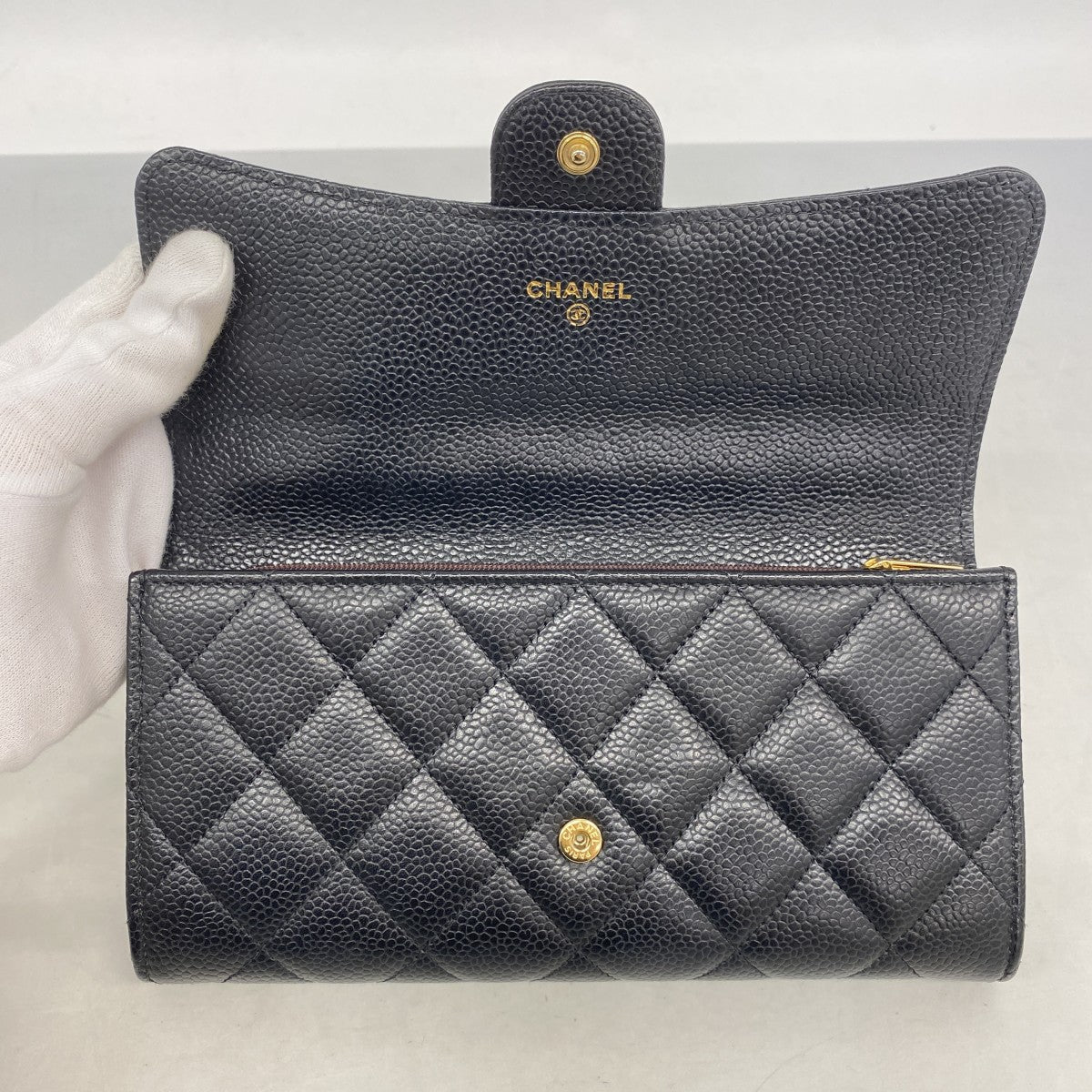 【6fa1133】シャネル 長財布 マトラッセ キャビアスキン ブラック ゴールド金具【中古】レディース