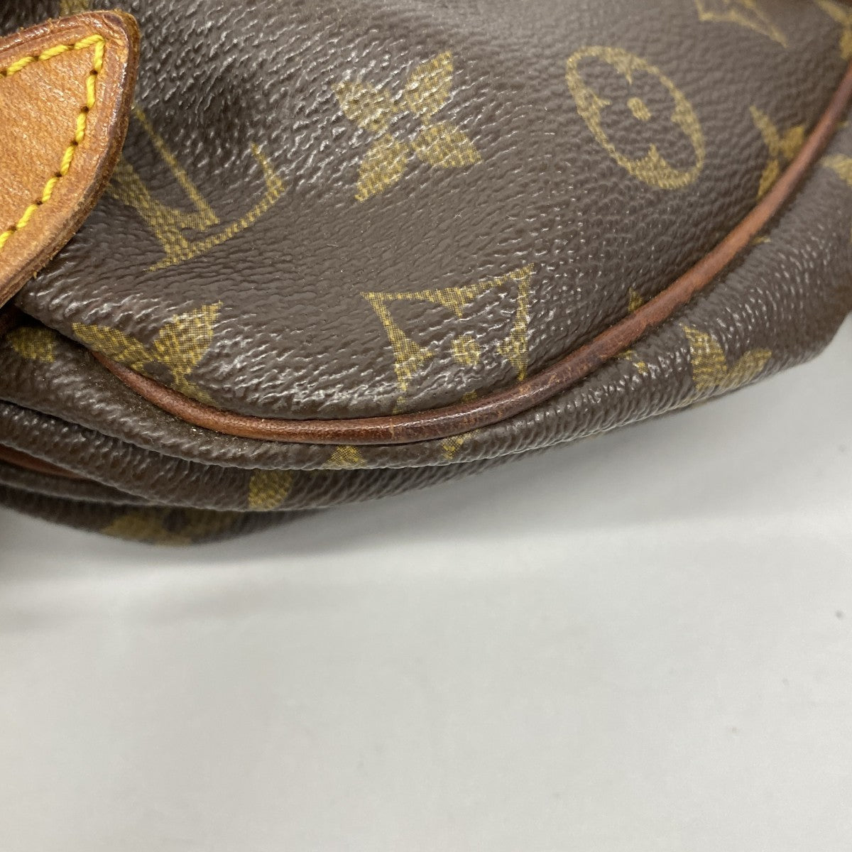 【6fa1157】ルイヴィトン ショルダーバッグ モノグラム ソミュール30 M42256 ブラウン【中古】レディース