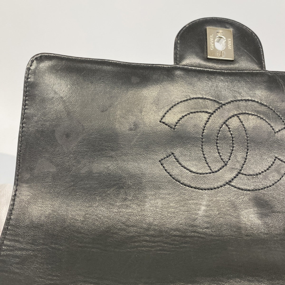 【6fa1175】シャネル リュック・デイパック マトラッセ パテントレザー ブラック シルバー金具【中古】レディース