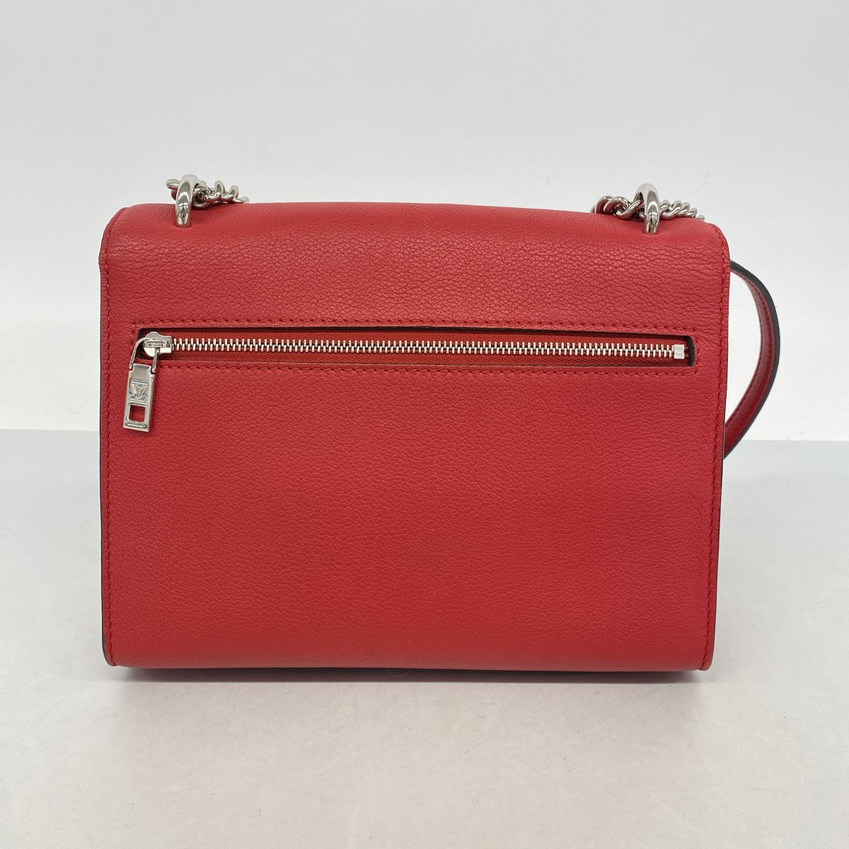 【6fa1179】ルイヴィトン ショルダーバッグ トリヨン ロックミーⅡBB M41797 ポピー【中古】レディース