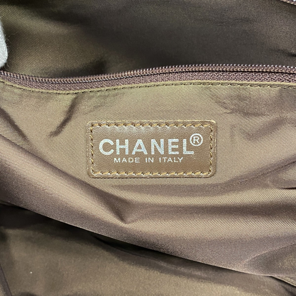 【6fa1195】シャネル トートバッグ ニュートラベル ナイロン カーキ シルバー金具【中古】レディース