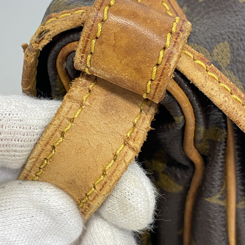【6fa1198】ルイヴィトン ショルダーバッグ モノグラム ソミュール30 M42256 ブラウン【中古】レディース