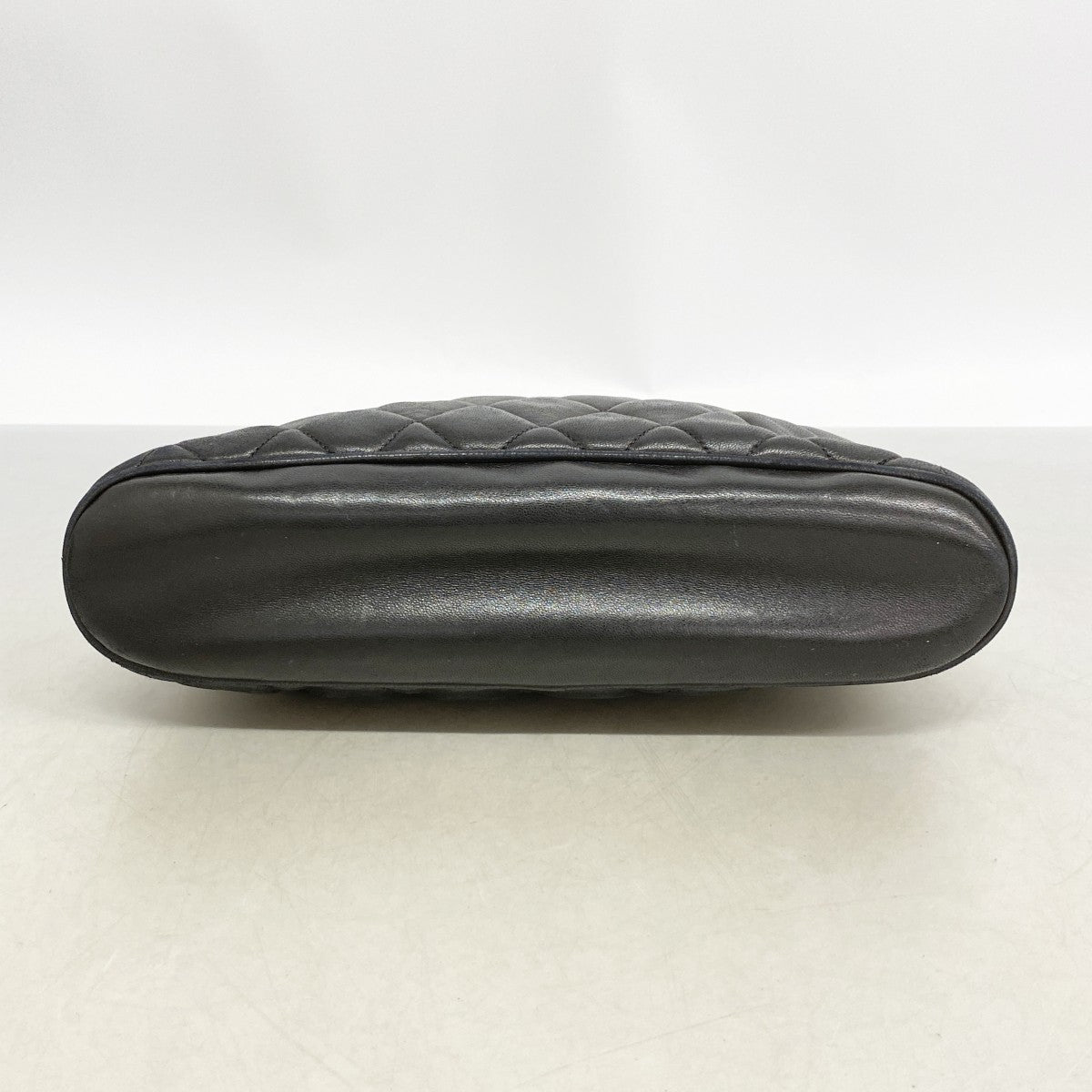 【6fa1233】シャネル ショルダーバッグ マトラッセ チェーンショルダー ラムスキン ブラック ゴールド金具【中古】レディース