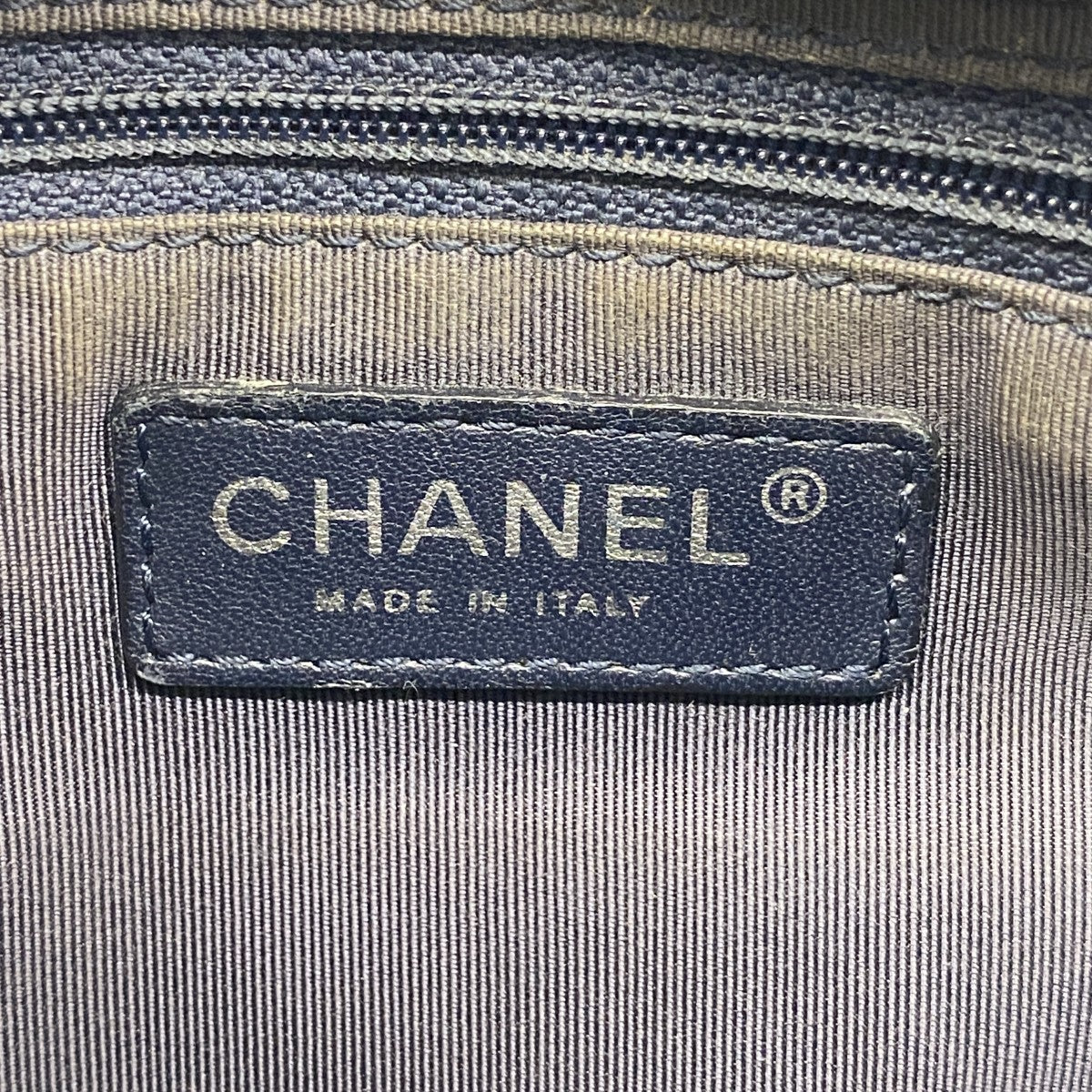 【6fa1262-k】シャネル ショルダーバッグ マトラッセ チェーンショルダー キャビアスキン ネイビー シルバー金具【中古】レディース