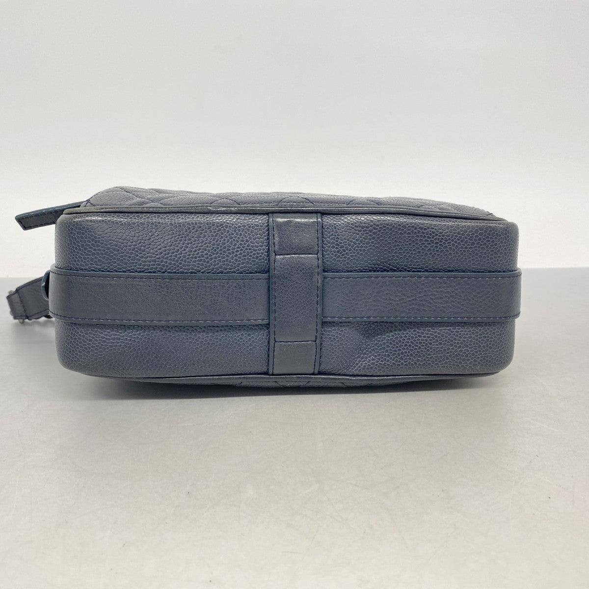 【6fa1262-k】シャネル ショルダーバッグ マトラッセ チェーンショルダー キャビアスキン ネイビー シルバー金具【中古】レディース