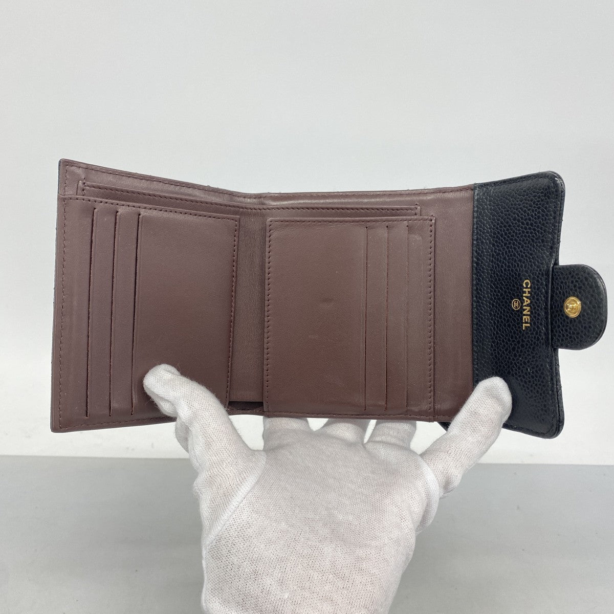 【6fa1263-k】シャネル 財布 マトラッセ キャビアスキン ブラック ゴールド金具【中古】レディース