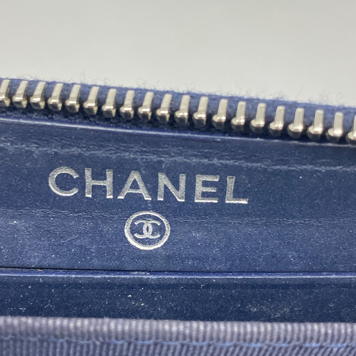 【6fa1264-k】シャネル コインケース マトラッセ パテントレザー ネイビー シルバー金具【中古】レディース