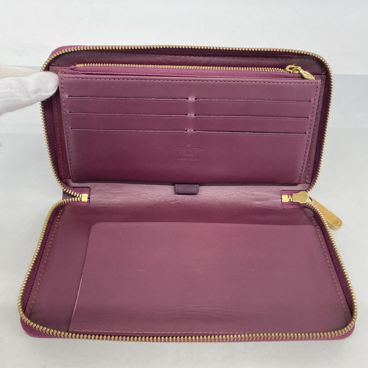 【6fa1313】ルイヴィトン 長財布 ヴェルニ ジッピー オーガナイザー M93609 ヴィオレット【中古】レディース