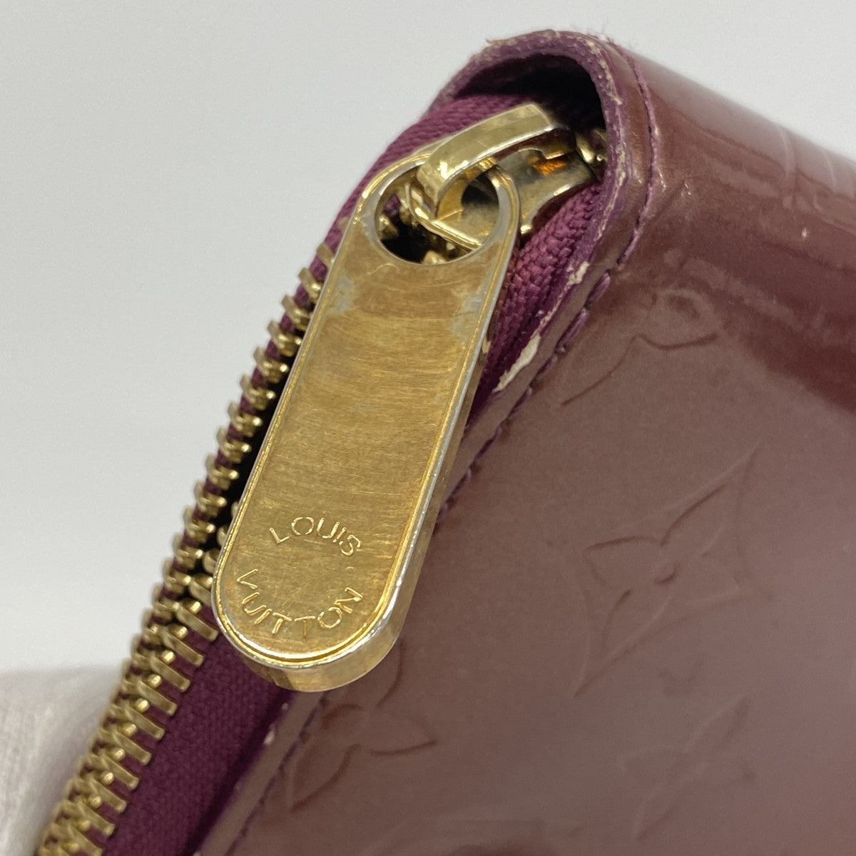 【6fa1313】ルイヴィトン 長財布 ヴェルニ ジッピー オーガナイザー M93609 ヴィオレット【中古】レディース