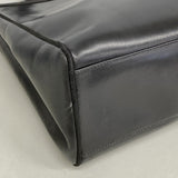 【6fa1326】サルヴァトーレフェラガモ ショルダーバッグ ヴァラ レザー ブラック ゴールド金具【中古】レディース