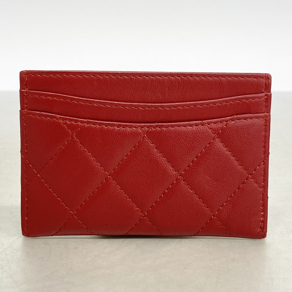 【6fa1351】シャネル カードケース マトラッセ ラムスキン レッド シルバー金具【中古】レディース