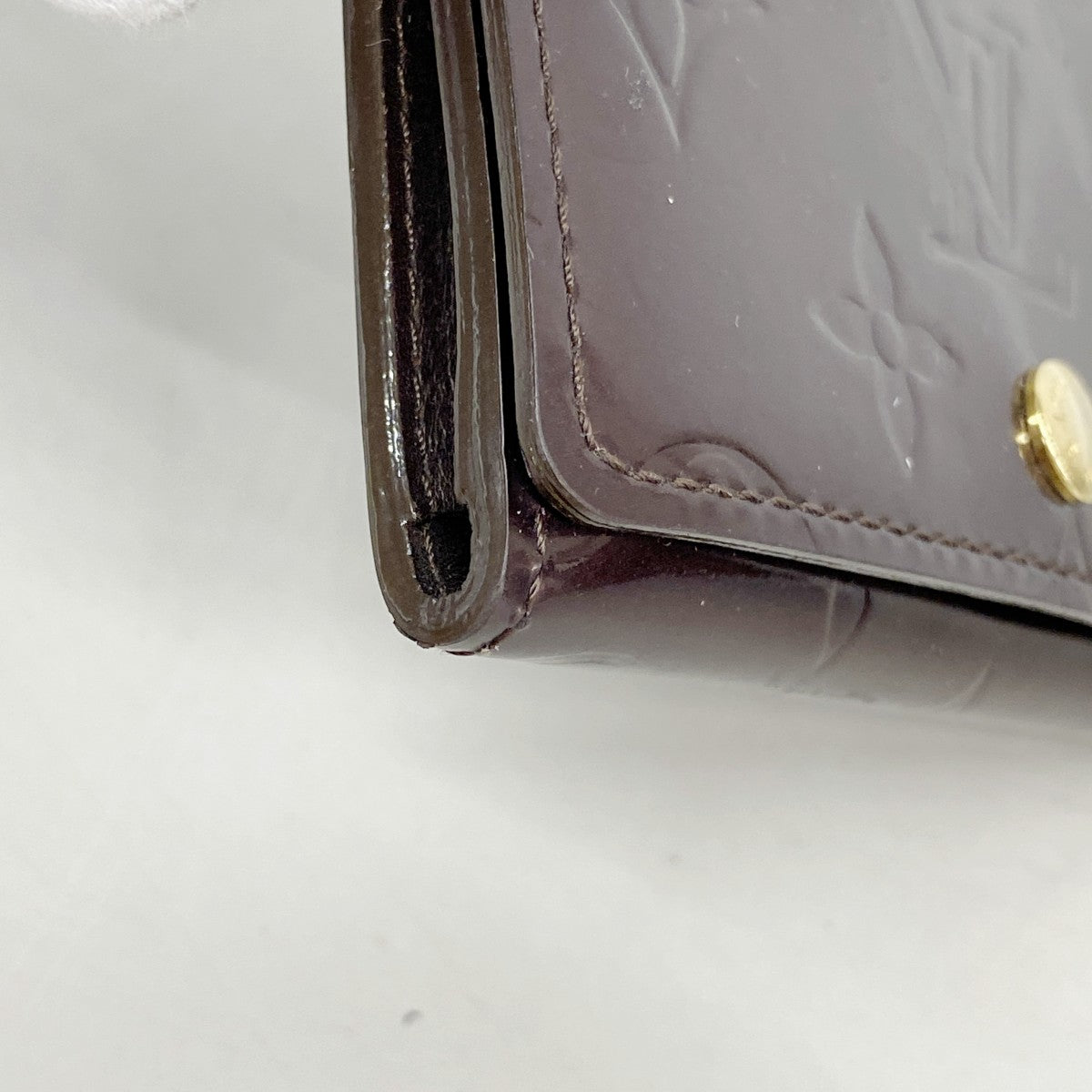 【6fa1432-k】ルイヴィトン カードケース ヴェルニ アンヴェロップカルトドゥヴィジット M91409 アマラント【中古】レディース