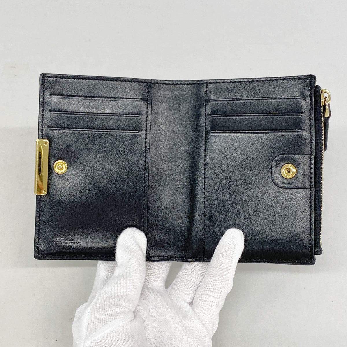 【6fa1467】フェンディ 財布 レザー ブラック ゴールド金具【中古】レディース