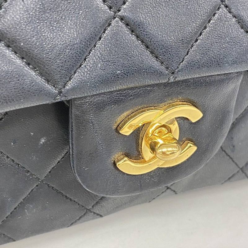 【6fa1493】シャネル ショルダーバッグ マトラッセ Wフラップ Wチェーン ラムスキン ブラック ゴールド金具【中古】レディース